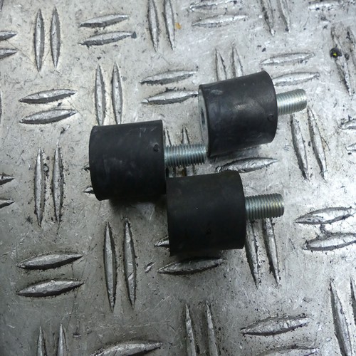Bmw 1100 exhaust mounting - 1100,